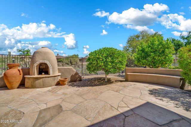 7500 E PONTEBELLA Drive, Scottsdale, AZ 85266