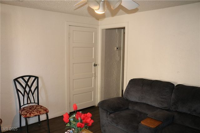 50 North 27th Street, Las Vegas, NV 89101