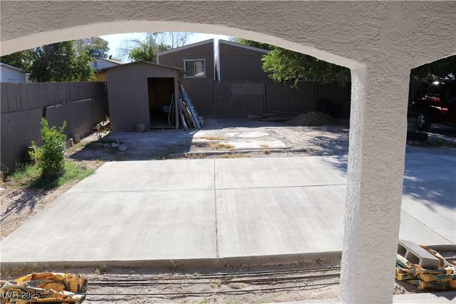 50 North 27th Street, Las Vegas, NV 89101