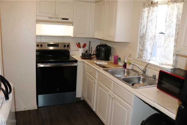 50 North 27th Street, Las Vegas, NV 89101