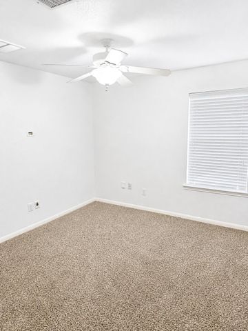 7434 Tonsley Springs Drive, Cypress, TX 77433