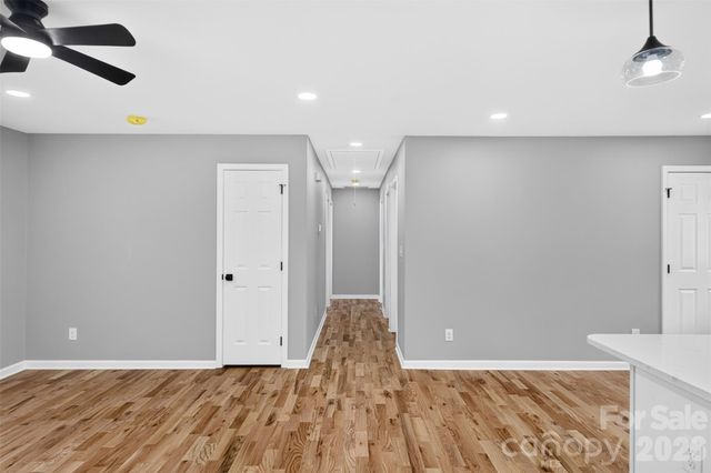 3001 Dalecrest Drive, Charlotte, NC 28269