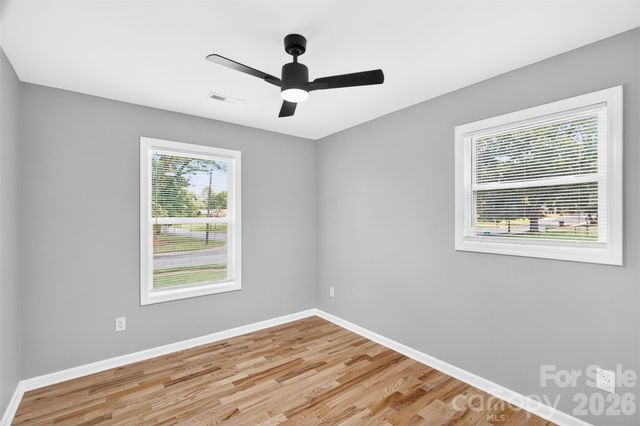 3001 Dalecrest Drive, Charlotte, NC 28269