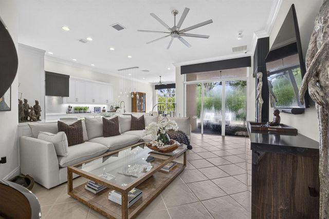 9469 VIA ELEGANTE, Wellington, FL 33411
