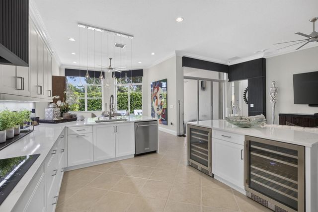9469 VIA ELEGANTE, Wellington, FL 33411