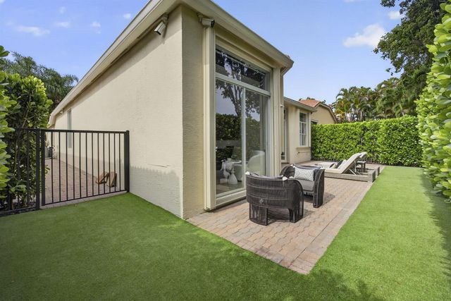 9469 VIA ELEGANTE, Wellington, FL 33411