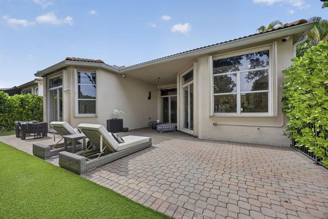 9469 VIA ELEGANTE, Wellington, FL 33411