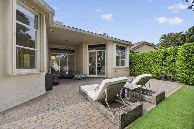 9469 VIA ELEGANTE, Wellington, FL 33411
