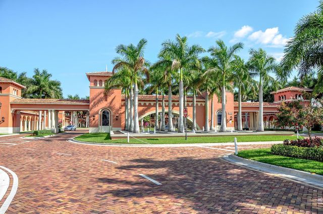 9469 VIA ELEGANTE, Wellington, FL 33411
