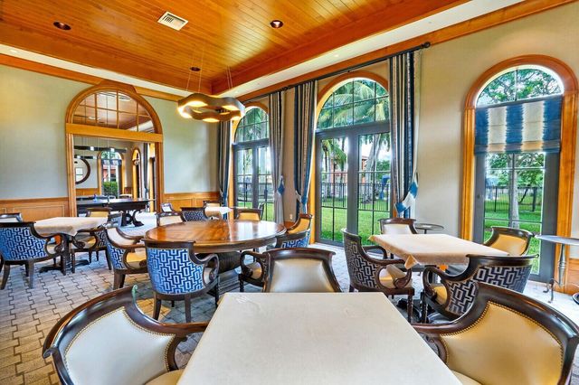 9469 VIA ELEGANTE, Wellington, FL 33411