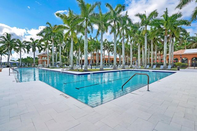 9469 VIA ELEGANTE, Wellington, FL 33411