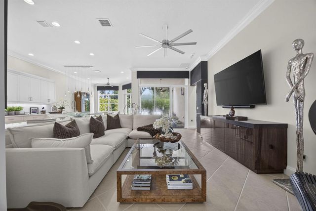 9469 VIA ELEGANTE, Wellington, FL 33411