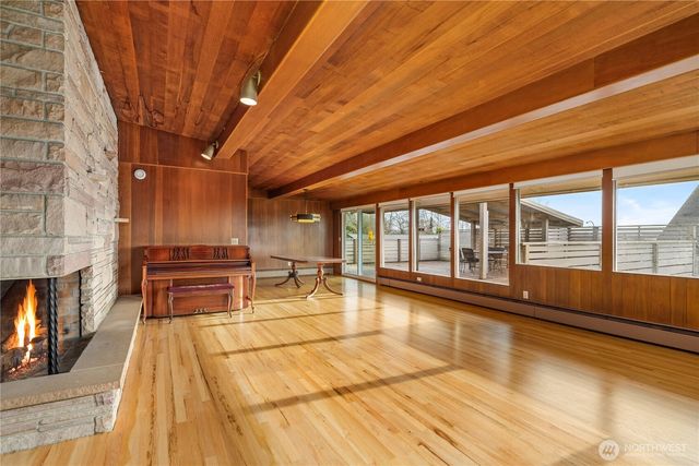 452 11th Street, Blaine, WA 98230