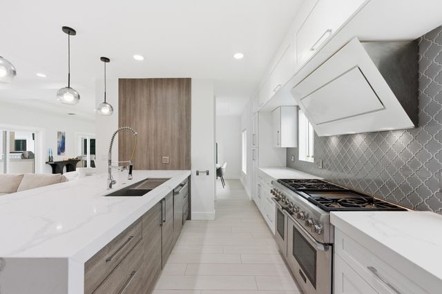 1044 NW 6th Drive, Boca Raton, FL 33486