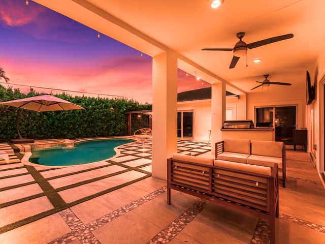 1044 NW 6th Drive, Boca Raton, FL 33486