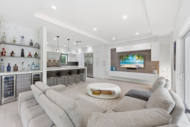 1044 NW 6th Drive, Boca Raton, FL 33486