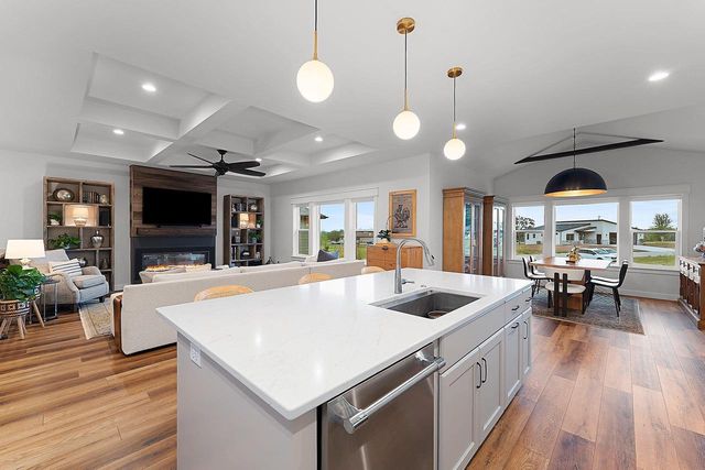 1831 BOBBY JONES DRIVE, De Pere, WI 54115