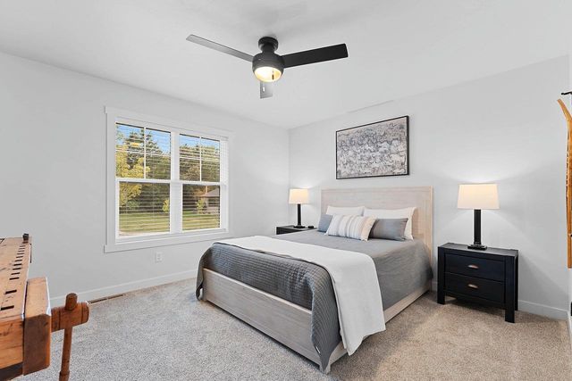 1831 BOBBY JONES DRIVE, De Pere, WI 54115