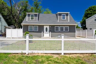27 New Avenue, Wyandanch, NY 11798