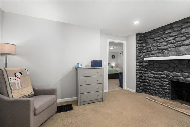 65 Carter Rd, Worcester, MA 01609