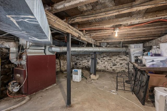 65 Carter Rd, Worcester, MA 01609