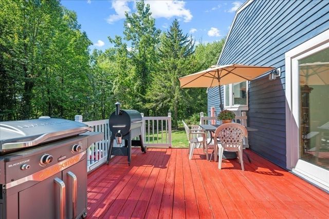 65 Carter Rd, Worcester, MA 01609