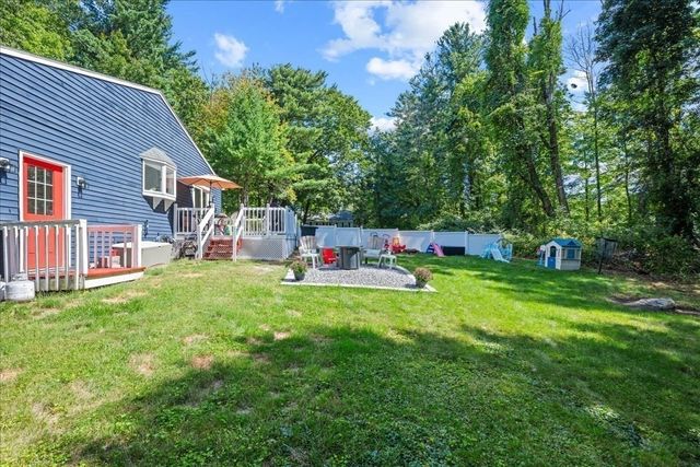 65 Carter Rd, Worcester, MA 01609