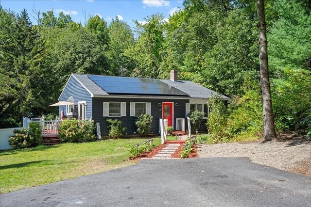 65 Carter Rd, Worcester, MA 01609
