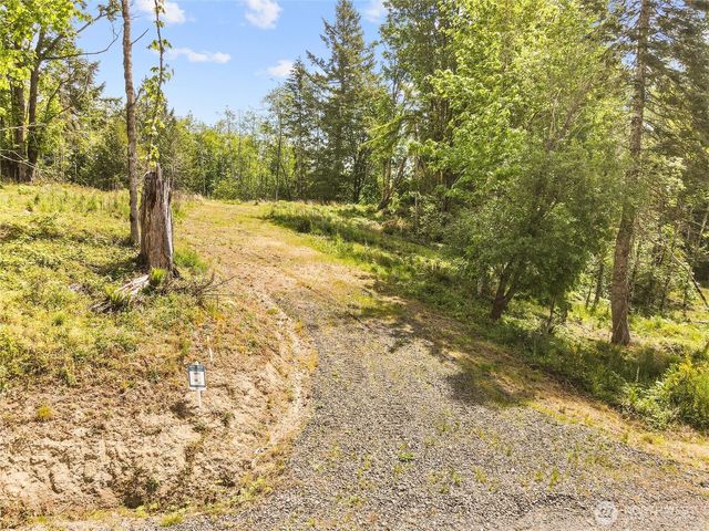 131 E Cascara Cove Lane, Shelton, WA 98584