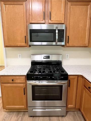 350 Laurel Glen Crossing, Canton, GA 30114