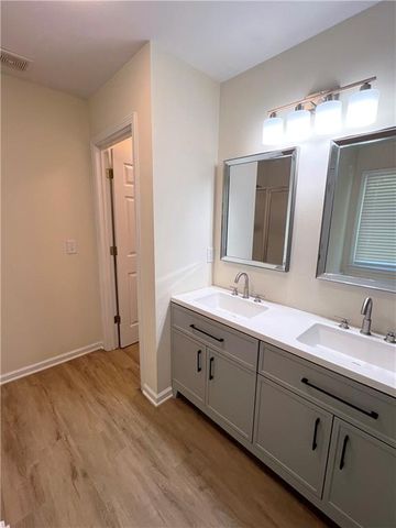 350 Laurel Glen Crossing, Canton, GA 30114