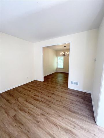 350 Laurel Glen Crossing, Canton, GA 30114