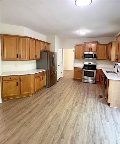 350 Laurel Glen Crossing, Canton, GA 30114