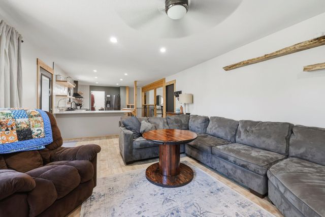6819 W Dogwood Street, Springfield, MO 65802