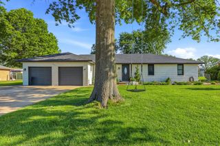 6819 W Dogwood Street, Springfield, MO 65802