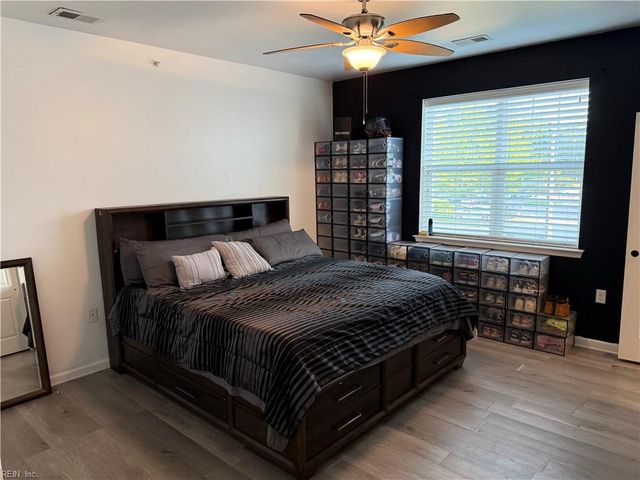 4332 Hillingdon Bnd Apt 208, Chesapeake, VA 23321