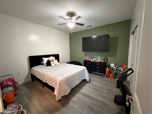 4332 Hillingdon Bnd Apt 208, Chesapeake, VA 23321