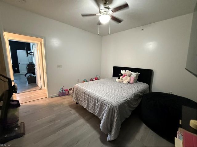 4332 Hillingdon Bnd Apt 208, Chesapeake, VA 23321