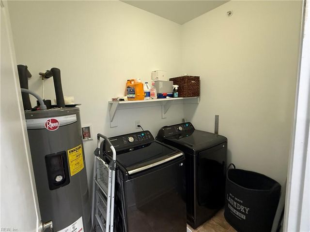 4332 Hillingdon Bnd Apt 208, Chesapeake, VA 23321