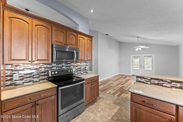 1227 Creek Side Circle, Rockledge, FL 32955