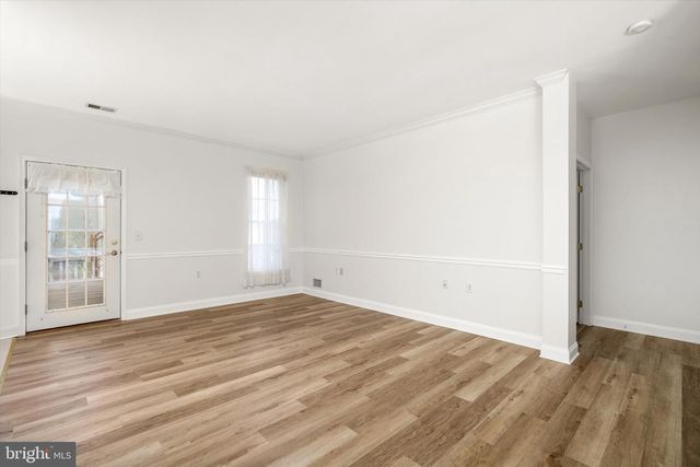 56 GOLDFINCH DR, Hamilton, NJ 08690