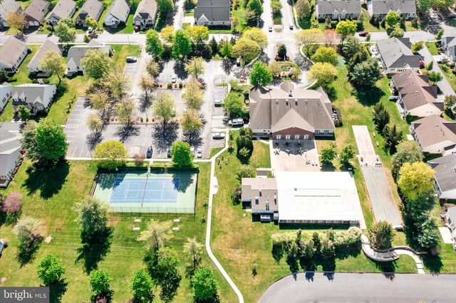 56 GOLDFINCH DR, Hamilton, NJ 08690