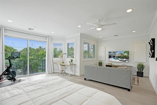 453 SW 5th Avenue, Fort Lauderdale, FL 33315