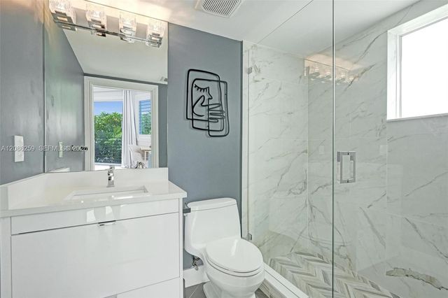 453 SW 5th Avenue, Fort Lauderdale, FL 33315