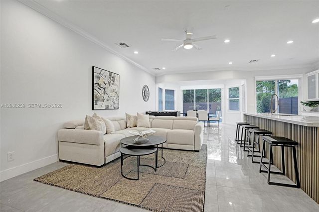 453 SW 5th Avenue, Fort Lauderdale, FL 33315