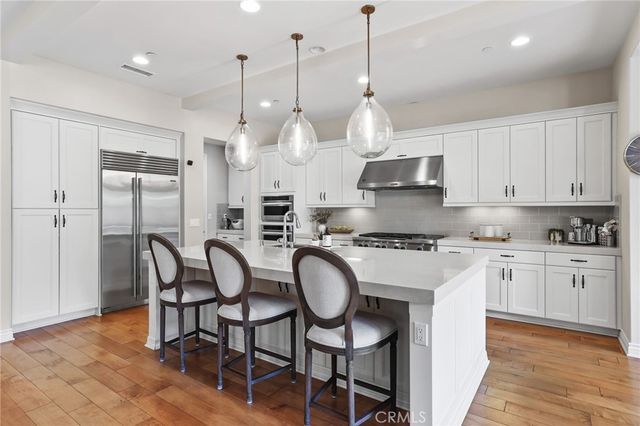 10 Shadybend, Irvine, CA 92602