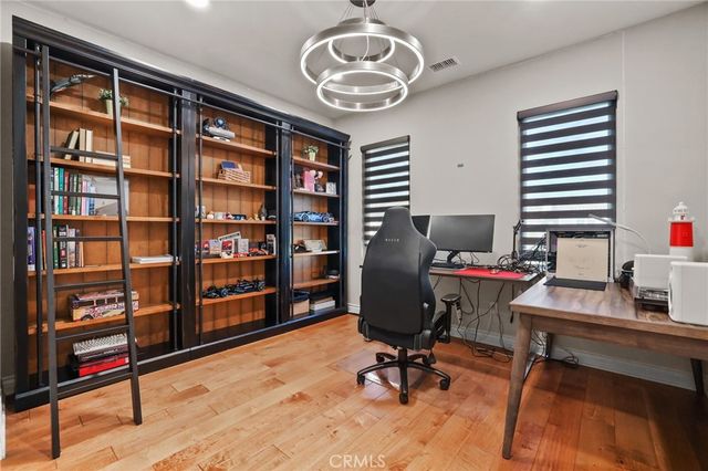 10 Shadybend, Irvine, CA 92602