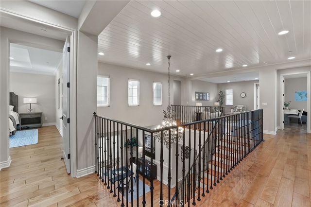 10 Shadybend, Irvine, CA 92602