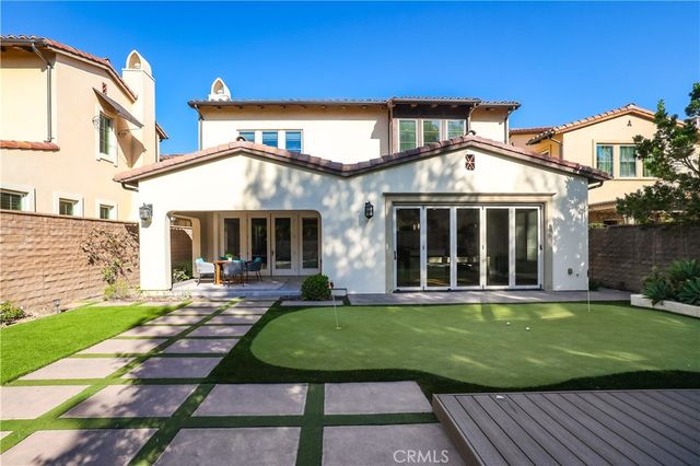 10 Shadybend, Irvine, CA 92602