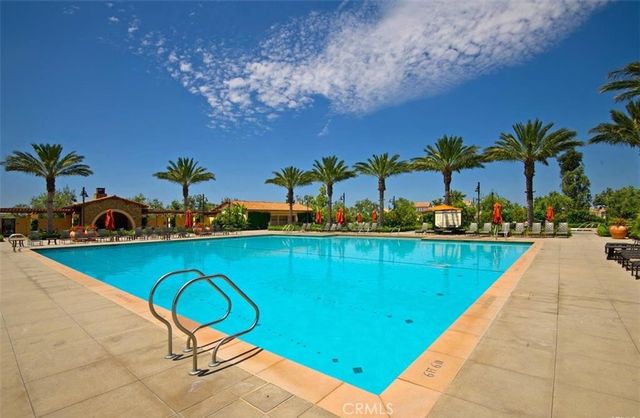 10 Shadybend, Irvine, CA 92602